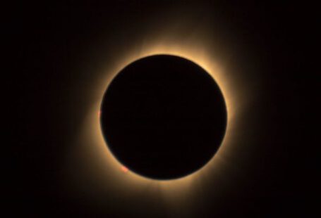 Solar Eclipse - Eclipse Digital Wallpaper